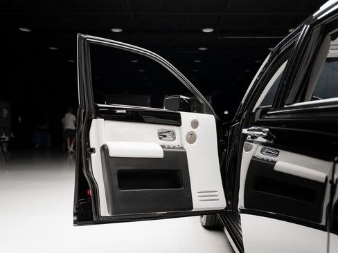 Used 2009 Rolls-Royce Phantom image 54