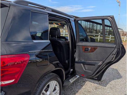 Used 2014 Mercedes-Benz GLK 350 4MATIC w/ Premium 1 Package image 12