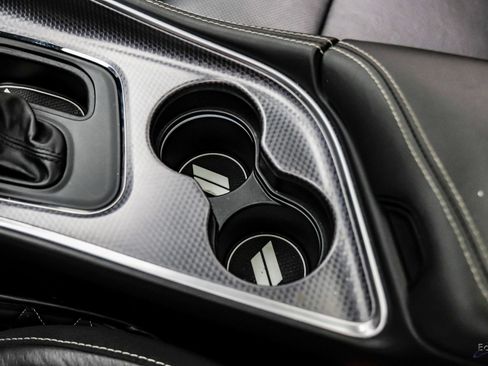 Used 2018 Dodge Challenger SRT Hellcat RWD image 71