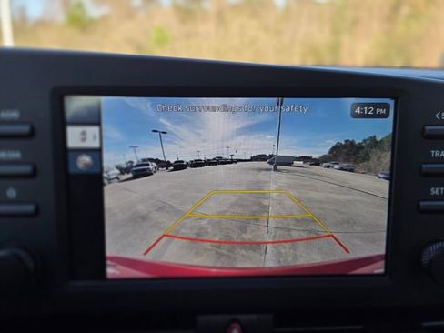 Used 2025 Hyundai Elantra Sport image 24