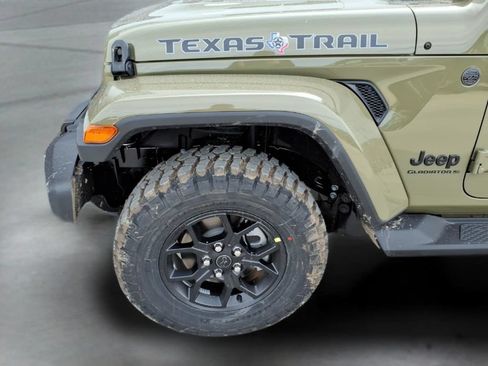New 2026 Jeep Gladiator Mojave AWD/4WD image 10