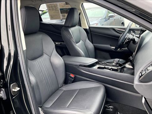 Used 2024 Lexus NX 350h AWD w/ Vision Package image 9