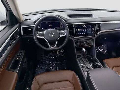 Used 2023 Volkswagen Atlas SEL Premium image 25