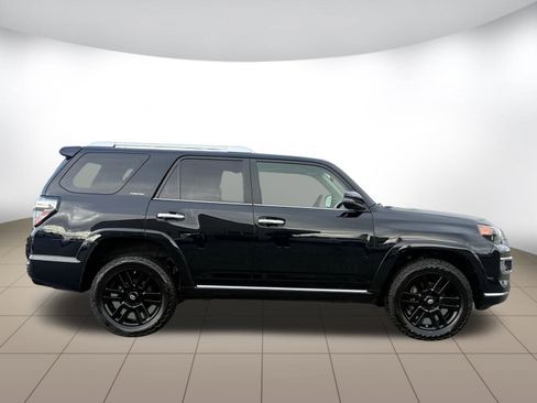 Used 2021 Toyota 4Runner Limited image 8