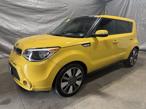 Used 2014 Kia Soul ! w/ Sun & Sound Package FWD image 3