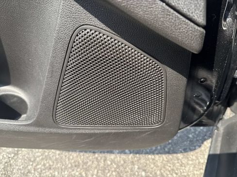 Used 2016 Ford Focus SE FWD image 25