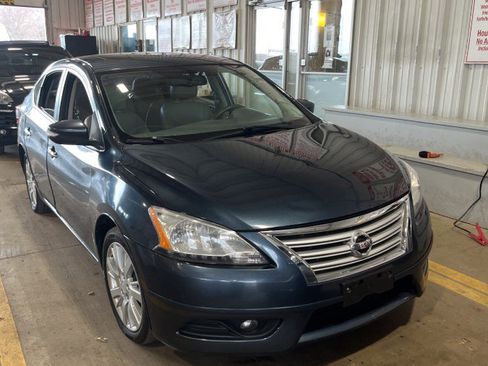 Used 2014 Nissan Sentra SL w/ Premium Package image 4