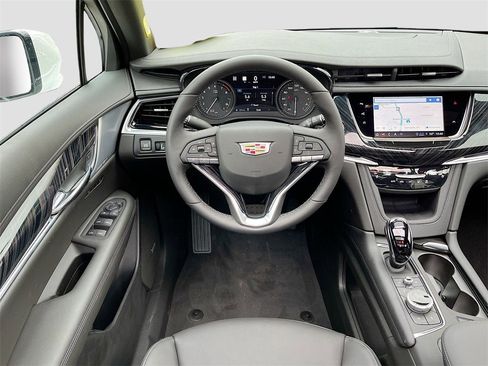 New 2025 Cadillac XT6 Premium Luxury w/ Technology Package image 24