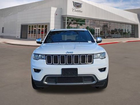 Used 2021 Jeep Grand Cherokee Limited w/ Luxury Group II image 2