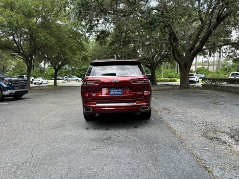 Used 2023 Jeep Grand Cherokee L Overland w/ Rear Seat Video Group I RWD image 6