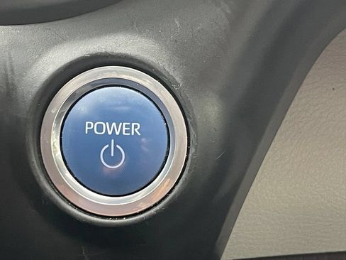 Used 2021 Toyota Sienna XLE w/ XLE Plus Package FWD image 36