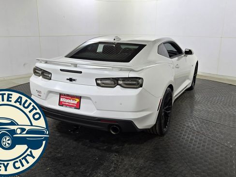 Used 2020 Chevrolet Camaro SS image 10