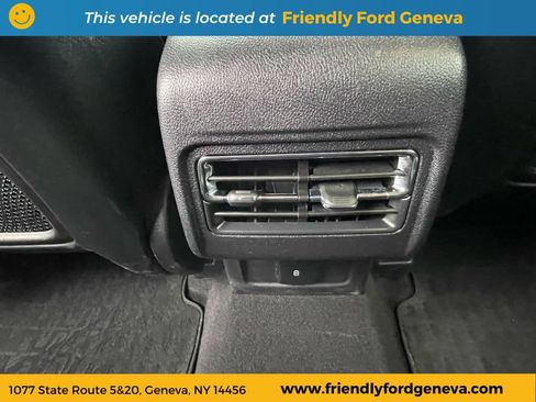 Used 2023 Lincoln Corsair AWD image 34