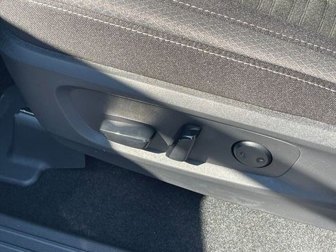 New 2026 Nissan Pathfinder SV AWD/4WD image 8