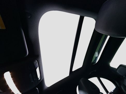 Used 2020 Mercedes-Benz E 350 Sedan w/ Parking Assistance Package image 42