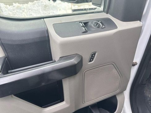 Used 2019 Ford F550 4x4 Regular Cab Super Duty image 16