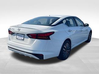 Certified 2025 Nissan Altima 2.5 SV FWD video 5