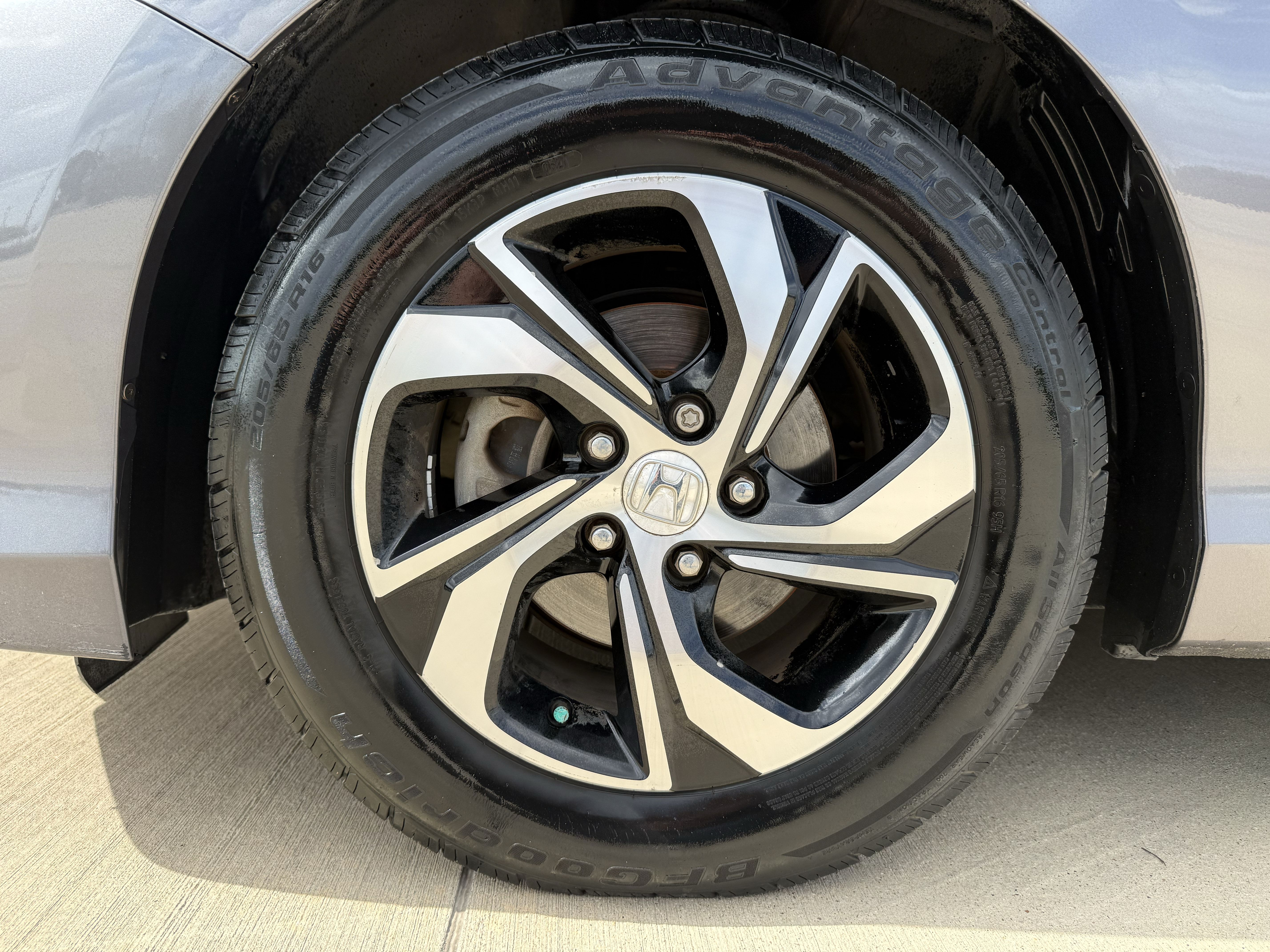 Used 2016 Honda Accord LX image 10
