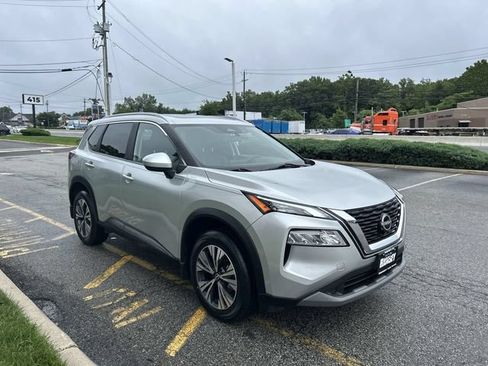 Certified 2023 Nissan Rogue SV w/ SV Premium B Package AWD/4WD image 2
