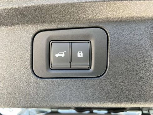 New 2025 Nissan Armada PRO-4X w/ Pro-4X Premium Package AWD/4WD image 9