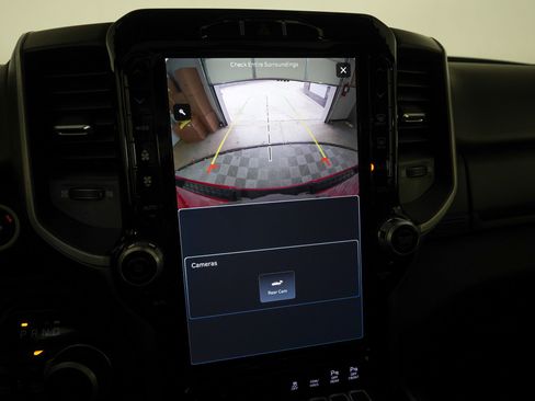 Used 2023 RAM 1500 Big Horn image 24