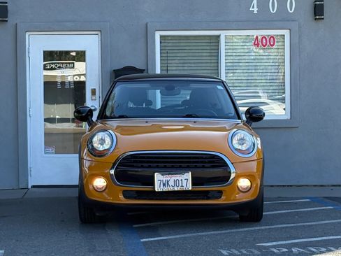 Used 2017 MINI Cooper 2-Door Hardtop FWD image 2