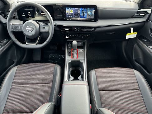 New 2026 Nissan Kicks SR w/ Cold Weather Package AWD/4WD image 23