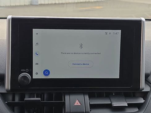 Used 2025 Toyota RAV4 XLE image 27