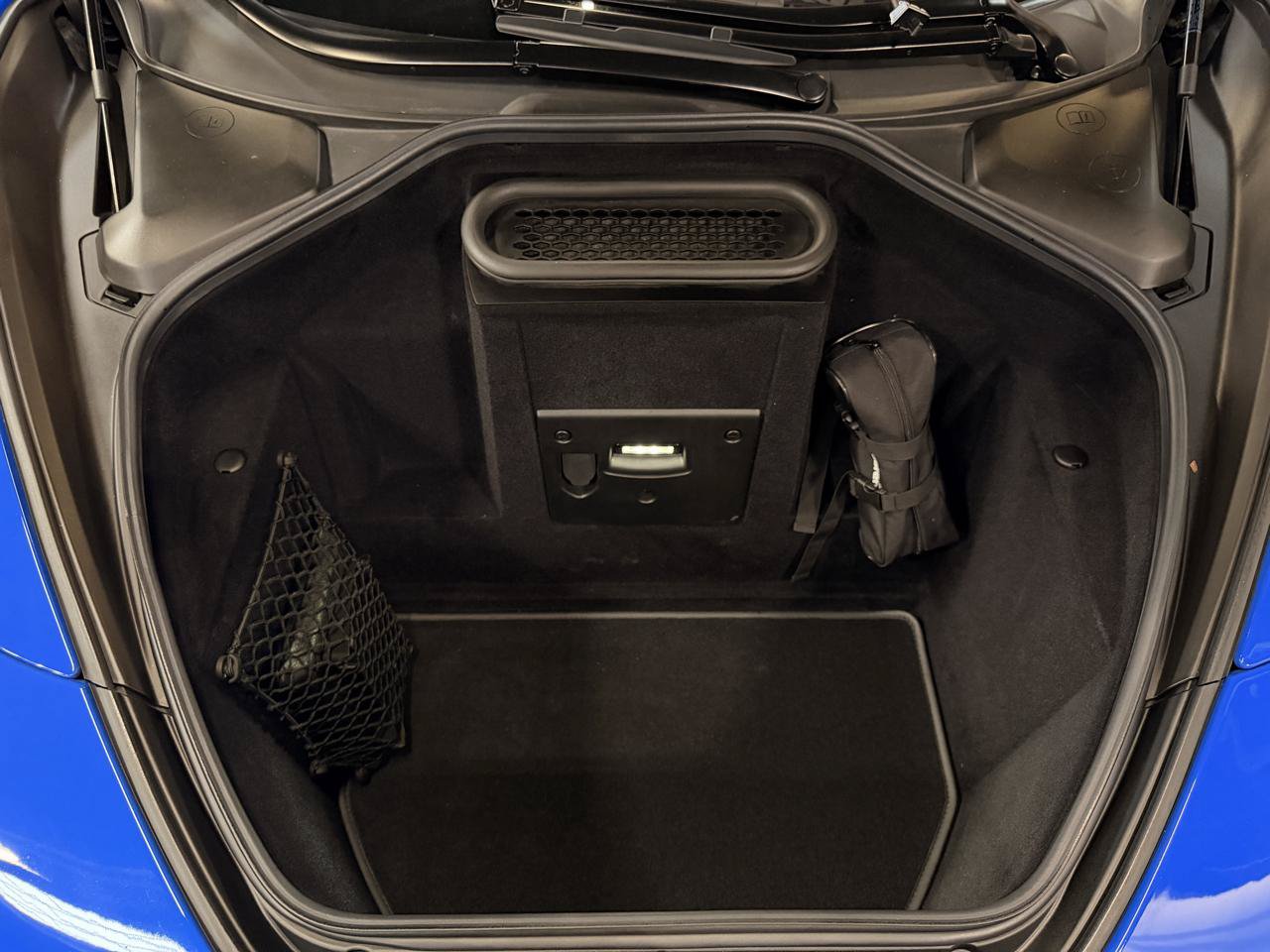 Used 2022 McLaren 720S Performance RWD image 31