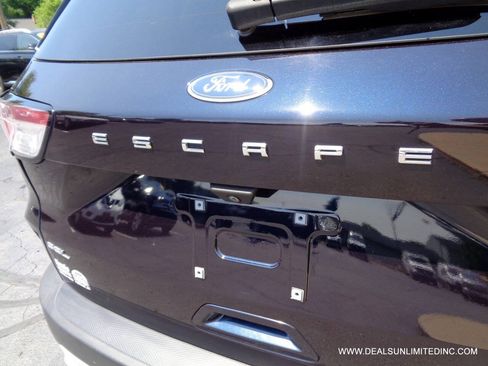 Used 2021 Ford Escape SEL AWD/4WD image 5
