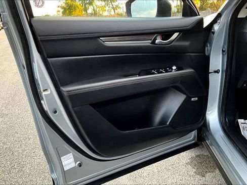 Used 2023 MAZDA CX-5 AWD 2.5 S w/ Premium Package image 22