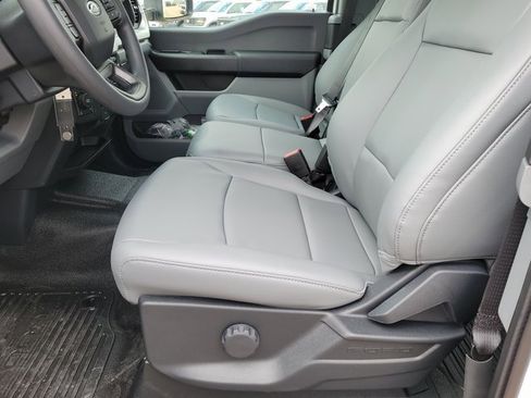 New 2026 Ford F250 XL w/ Snow Plow Prep Package image 9