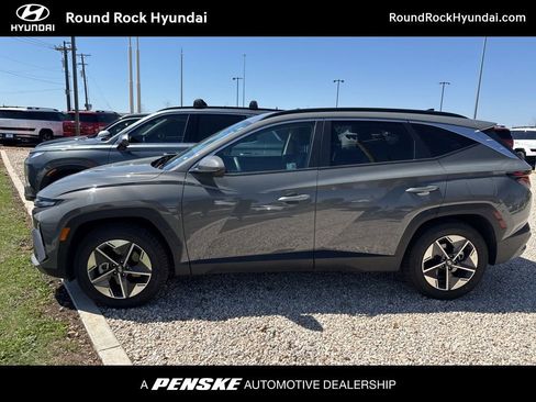 Certified 2025 Hyundai Tucson SEL image 1