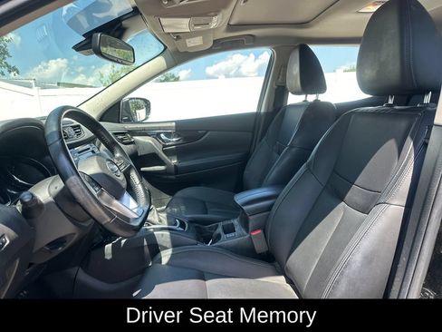 Used 2022 Nissan Rogue Sport SL w/ Premium Package AWD/4WD image 15