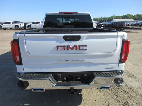 New 2026 GMC Sierra 1500 SLT w/ SLT Premium Plus Package AWD/4WD image 6