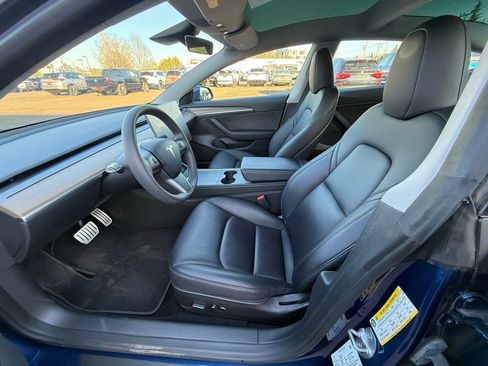 Used 2023 Tesla Model 3 Performance image 6
