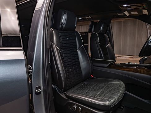 Used 2021 Cadillac Escalade Sport Platinum image 27