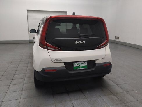 Used 2022 Kia Soul LX FWD image 6