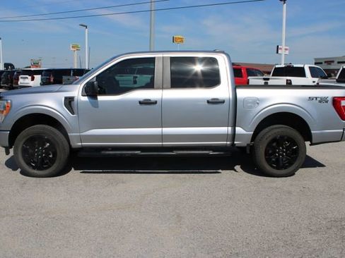 Used 2022 Ford F150 XL w/ STX Black Appearance Package AWD/4WD image 9