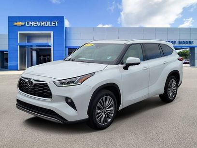 Used 2022 Toyota Highlander Platinum