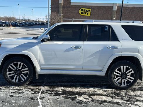 Used 2015 Toyota 4Runner Limited image 4