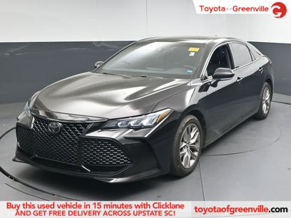 Used 2019 Toyota Avalon XLE w/ Moonroof Package