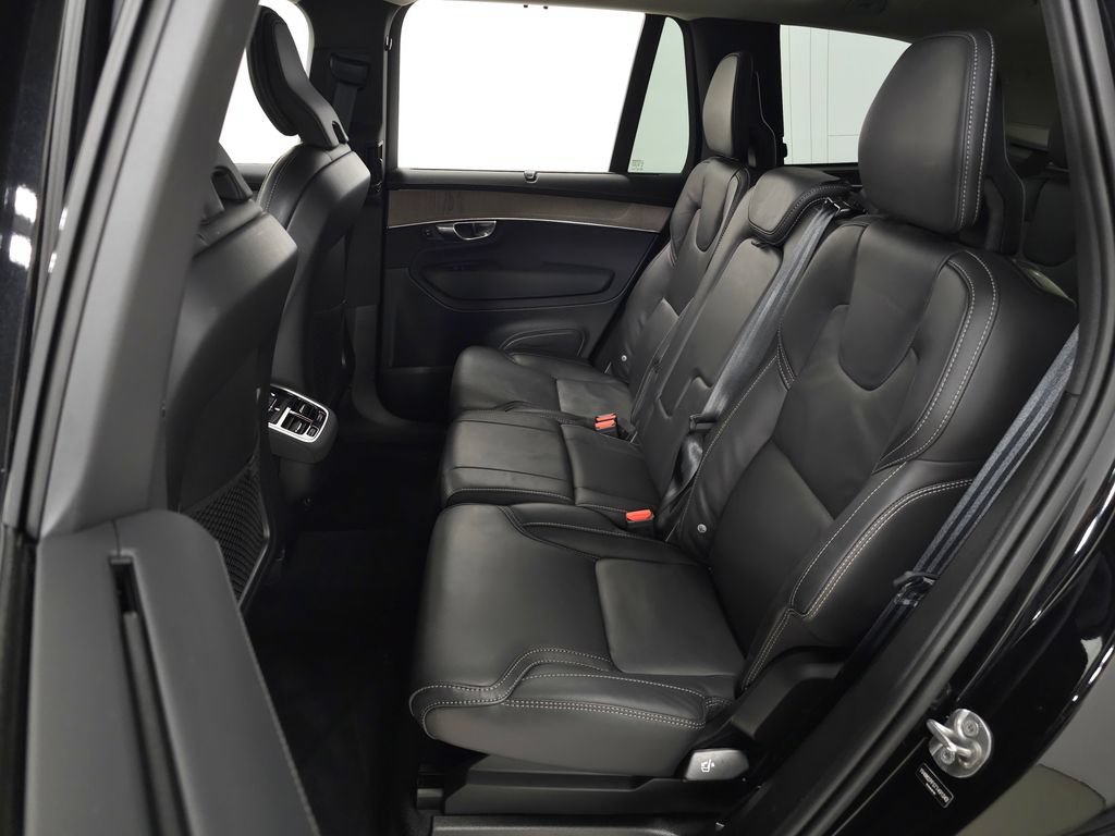 Certified 2026 Volvo XC90 B6 Ultra AWD/4WD image 37