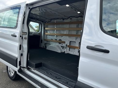 Used 2025 Ford Transit 250 Low Roof w/ Exterior Upgrade Package RWD image 19