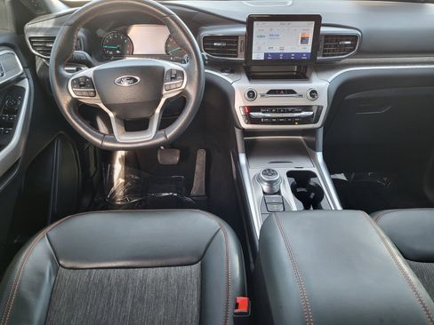 Used 2024 Ford Explorer Timberline w/ Timberline Technology Package image 18