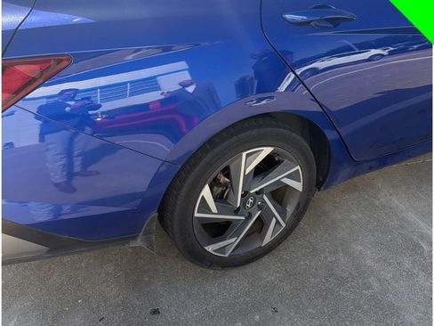 Used 2024 Hyundai Elantra SEL w/ Convenience Package FWD image 10