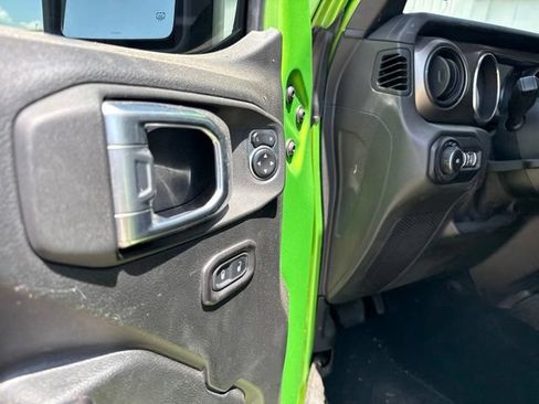 Used 2019 Jeep Wrangler Unlimited Sport S AWD/4WD image 20