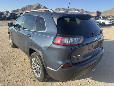 Used 2021 Jeep Cherokee Latitude Lux w/ Comfort/Convenience Group AWD/4WD image 3