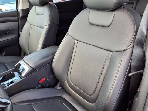 Used 2025 Hyundai Tucson SEL image 7