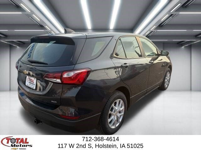 Used 2022 Chevrolet Equinox LS AWD/4WD image 8